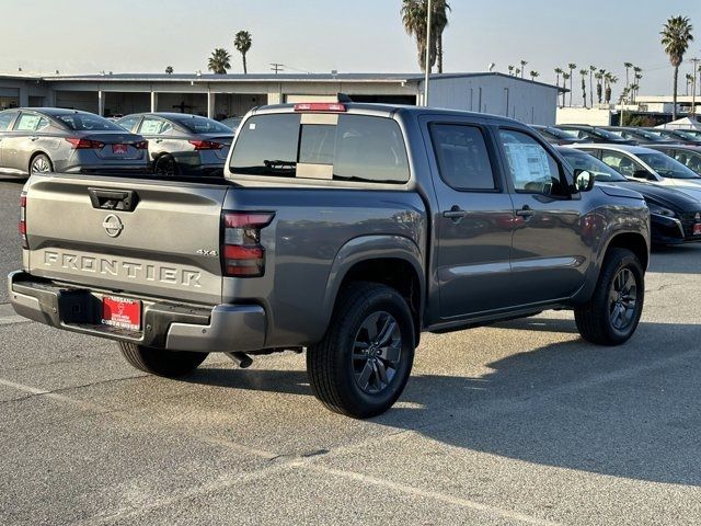 2025 Nissan Frontier SV