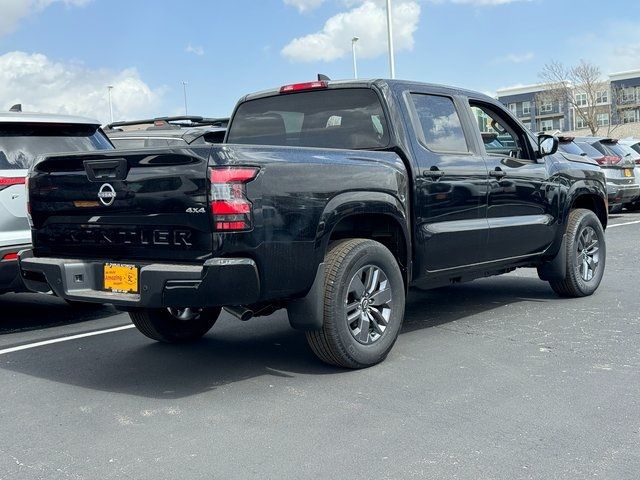 2025 Nissan Frontier SV