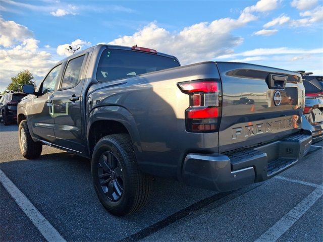 2025 Nissan Frontier SV