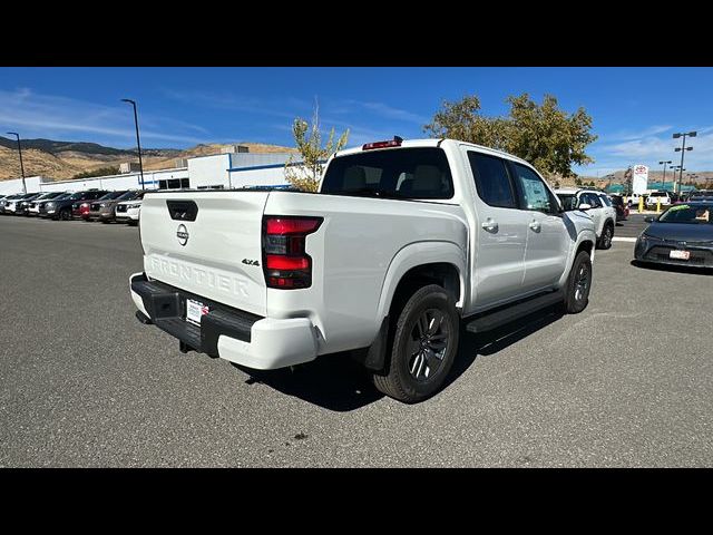 2025 Nissan Frontier SV