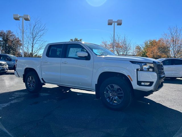 2025 Nissan Frontier SV