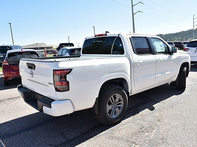 2025 Nissan Frontier SV