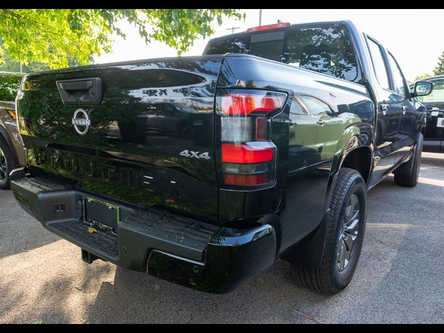 2025 Nissan Frontier SV