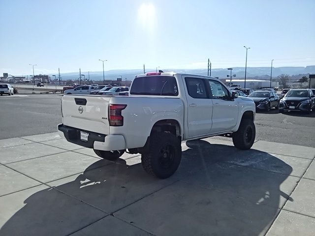 2025 Nissan Frontier SV