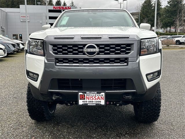2025 Nissan Frontier SV