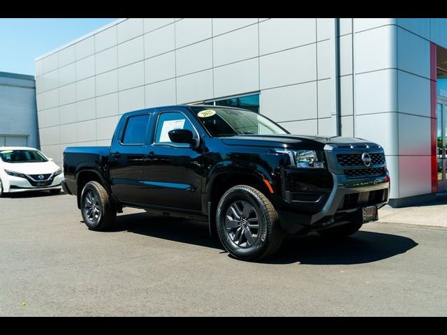 2025 Nissan Frontier SV
