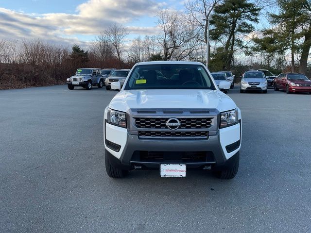 2025 Nissan Frontier SV