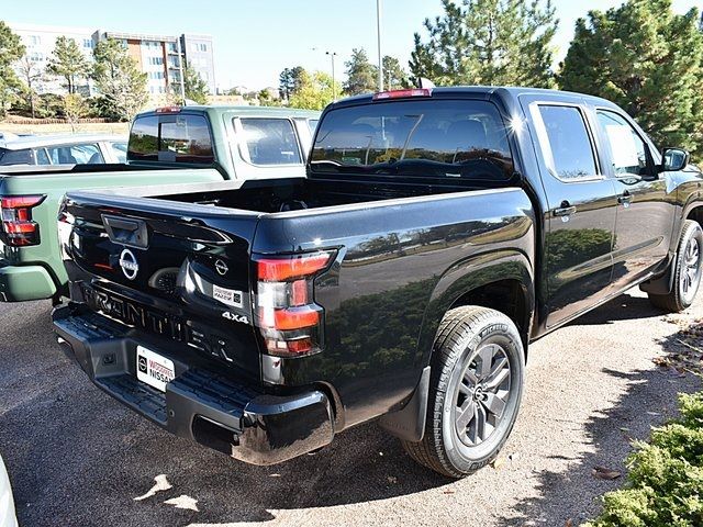 2025 Nissan Frontier SV