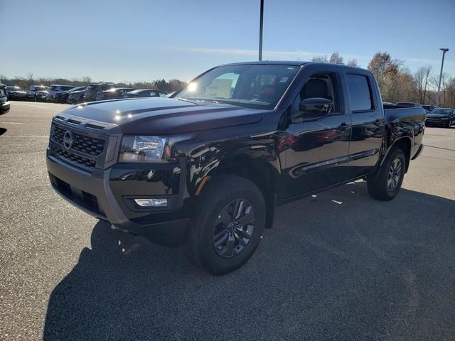 2025 Nissan Frontier SV