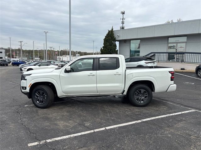 2025 Nissan Frontier SV