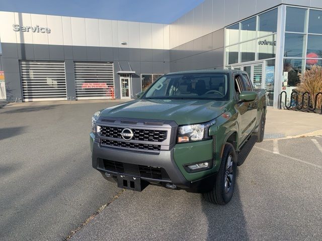 2025 Nissan Frontier SV