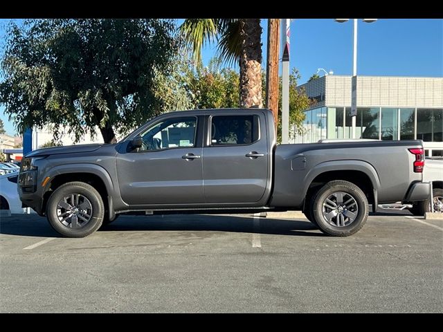 2025 Nissan Frontier SV