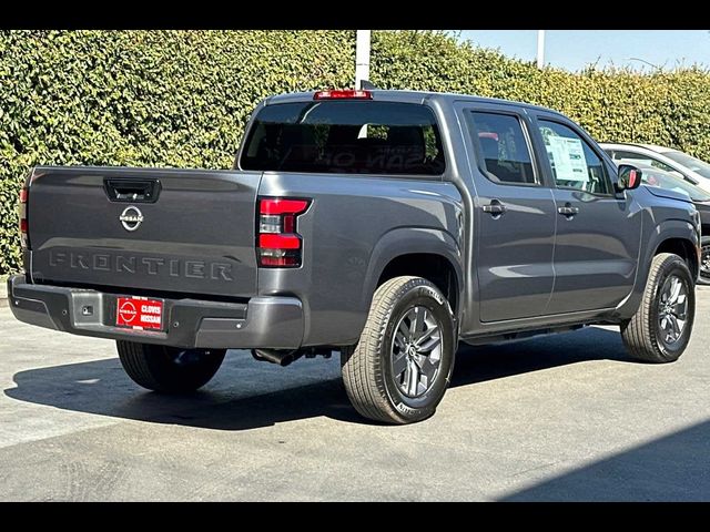 2025 Nissan Frontier SV