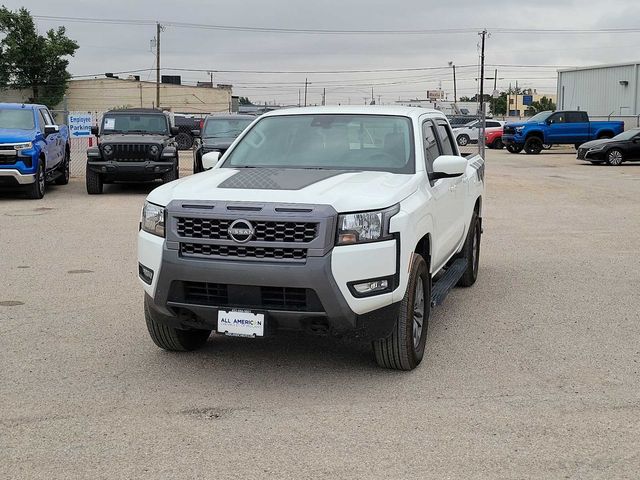 2025 Nissan Frontier SV