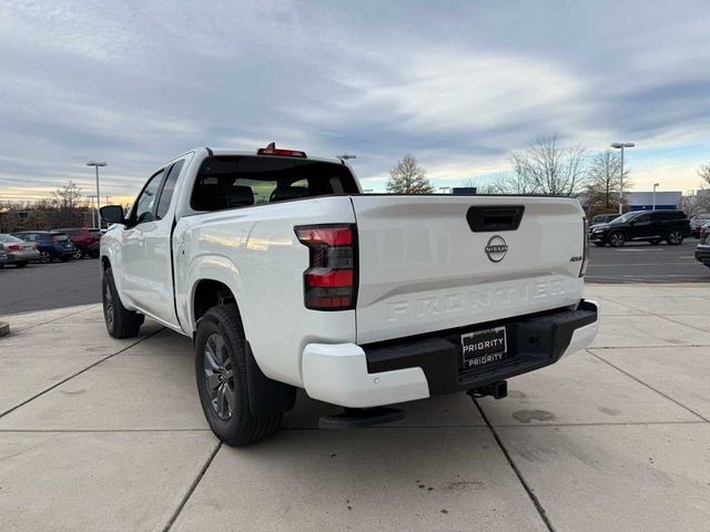 2025 Nissan Frontier SV