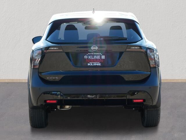 2025 Nissan Kicks SV