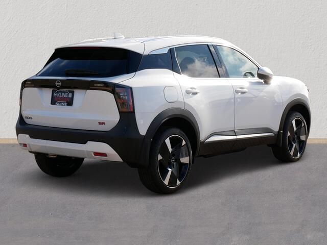 2025 Nissan Kicks SR