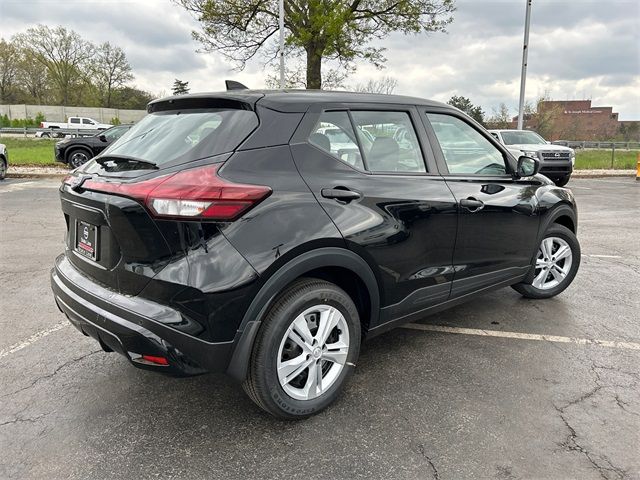 2025 Nissan Kicks Play S