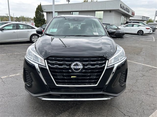 2025 Nissan Kicks Play S