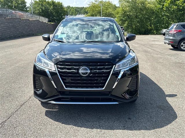 2025 Nissan Kicks Play S