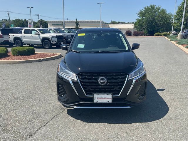 2025 Nissan Kicks Play S