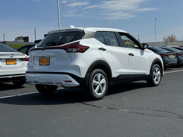 2025 Nissan Kicks Play S