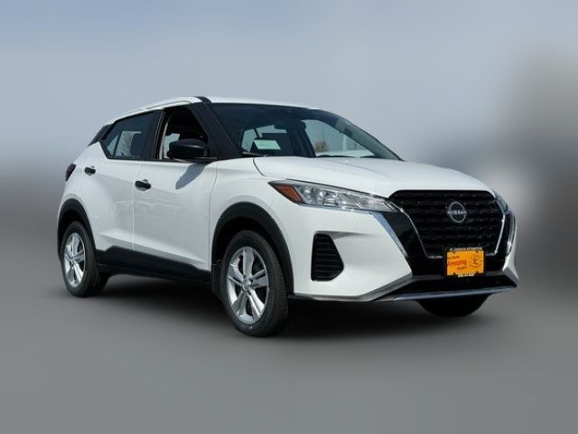 2025 Nissan Kicks Play S