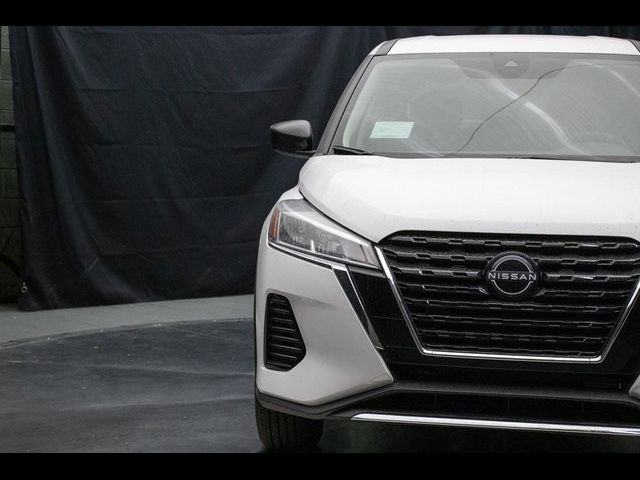 2025 Nissan Kicks Play S