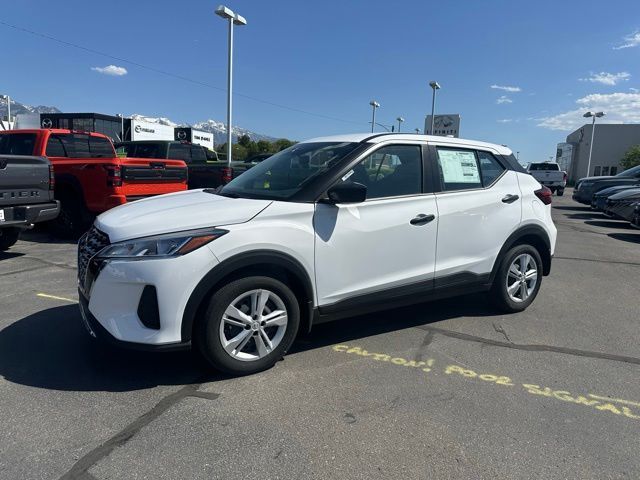 2025 Nissan Kicks Play S