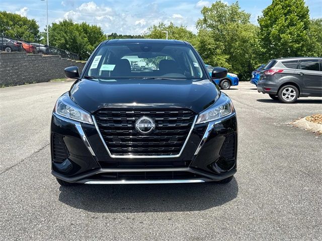 2025 Nissan Kicks Play S