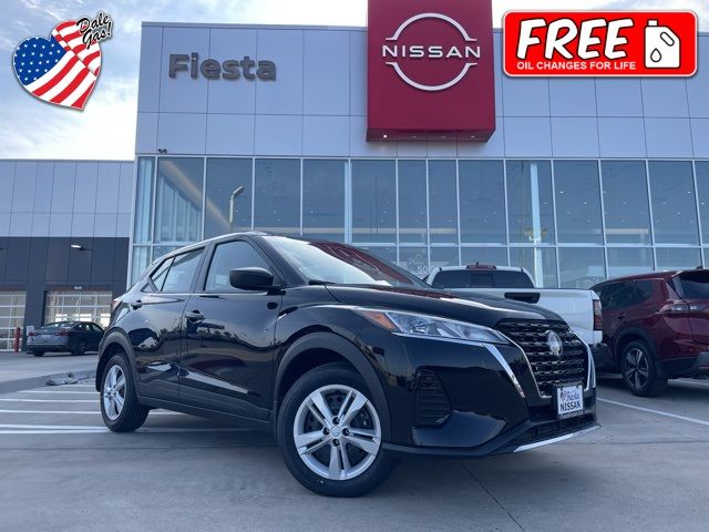2025 Nissan Kicks Play S