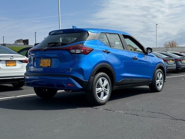 2025 Nissan Kicks Play S