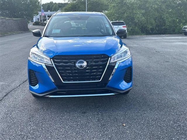 2025 Nissan Kicks Play S