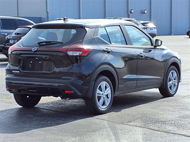 2025 Nissan Kicks Play S