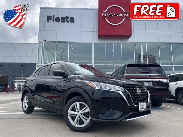2025 Nissan Kicks Play S