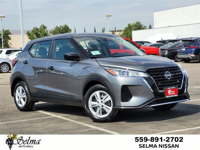 2025 Nissan Kicks Play S