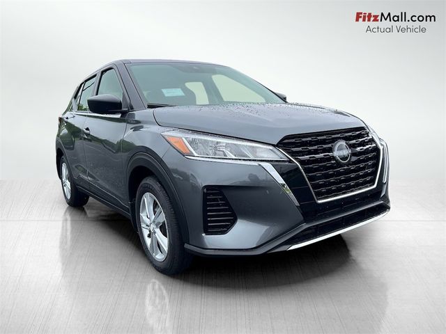 2025 Nissan Kicks Play S