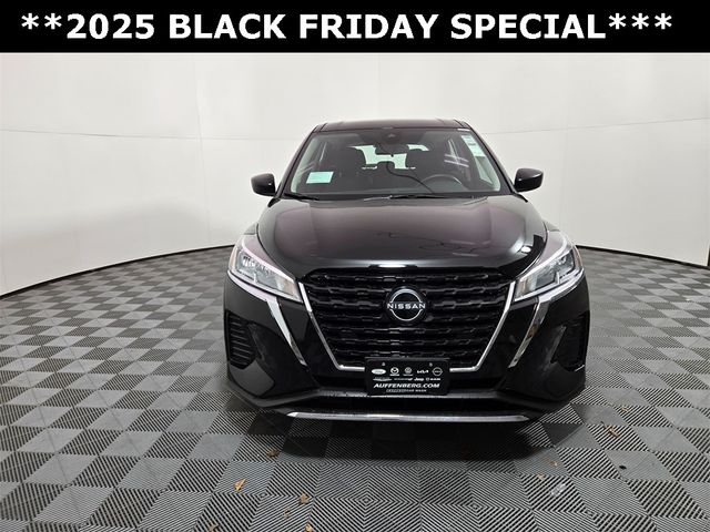 2025 Nissan Kicks Play S