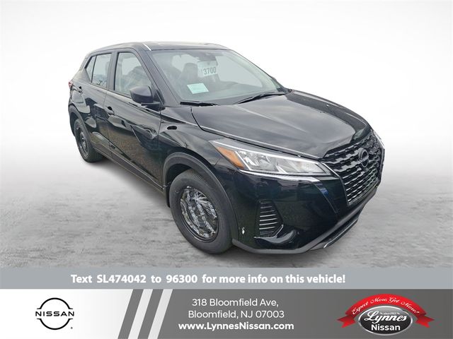 2025 Nissan Kicks Play S