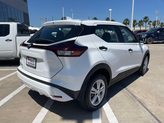 2025 Nissan Kicks Play S