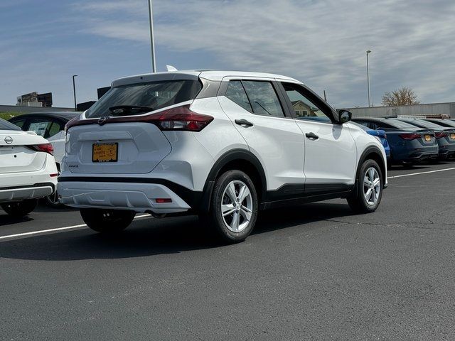 2025 Nissan Kicks Play S