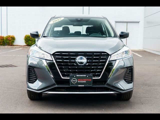 2025 Nissan Kicks Play S