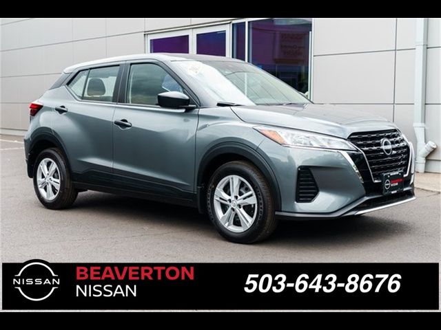 2025 Nissan Kicks Play S