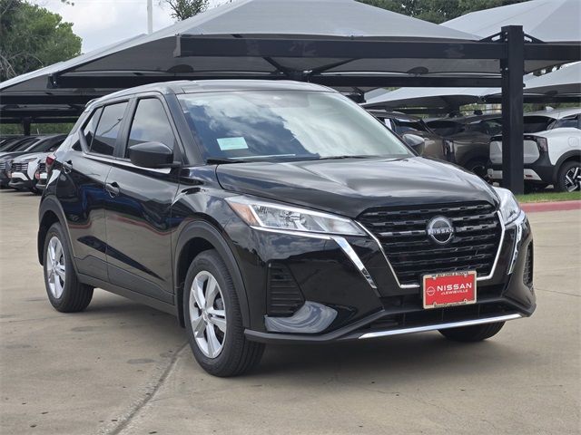 2025 Nissan Kicks Play S