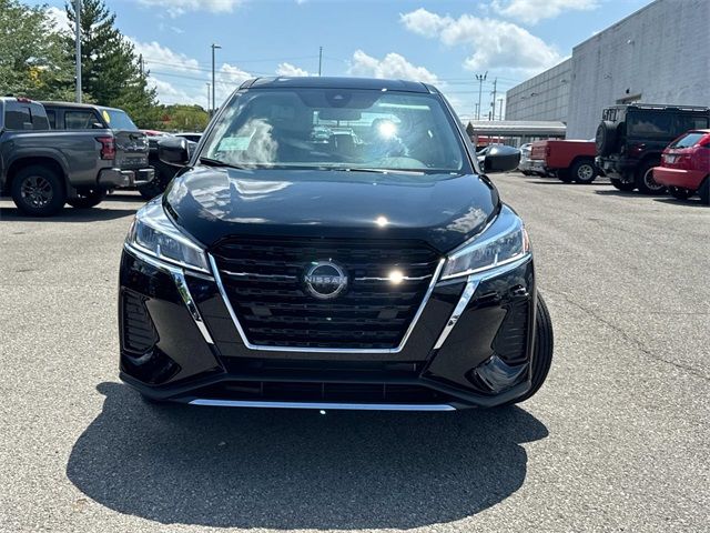 2025 Nissan Kicks Play S