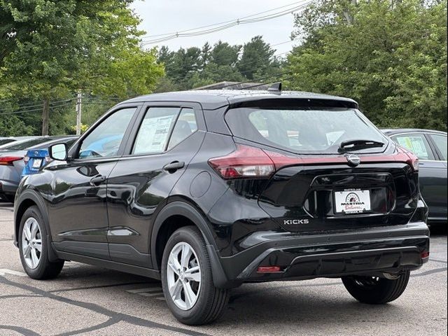 2025 Nissan Kicks Play S
