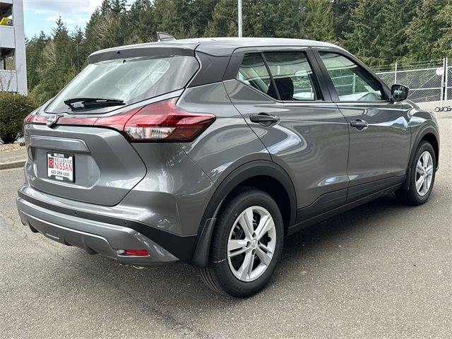 2025 Nissan Kicks Play S
