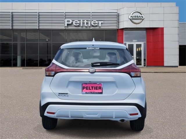 2025 Nissan Kicks Play S