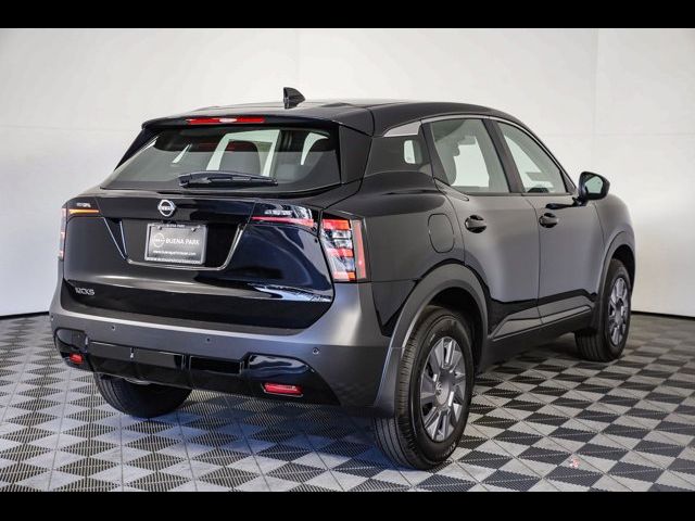 2025 Nissan Kicks S