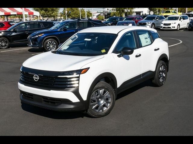 2025 Nissan Kicks S